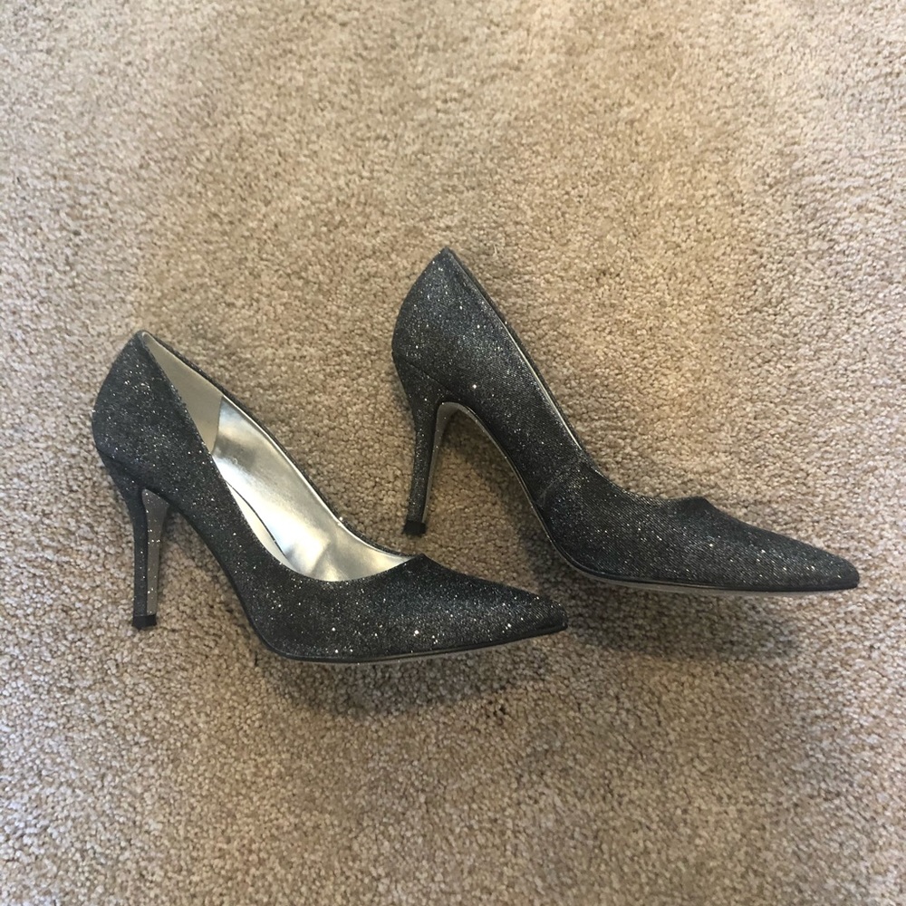 Nine West size 7.5 sparkly stilettos